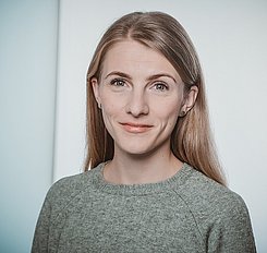  Dr. Lisa Klümper